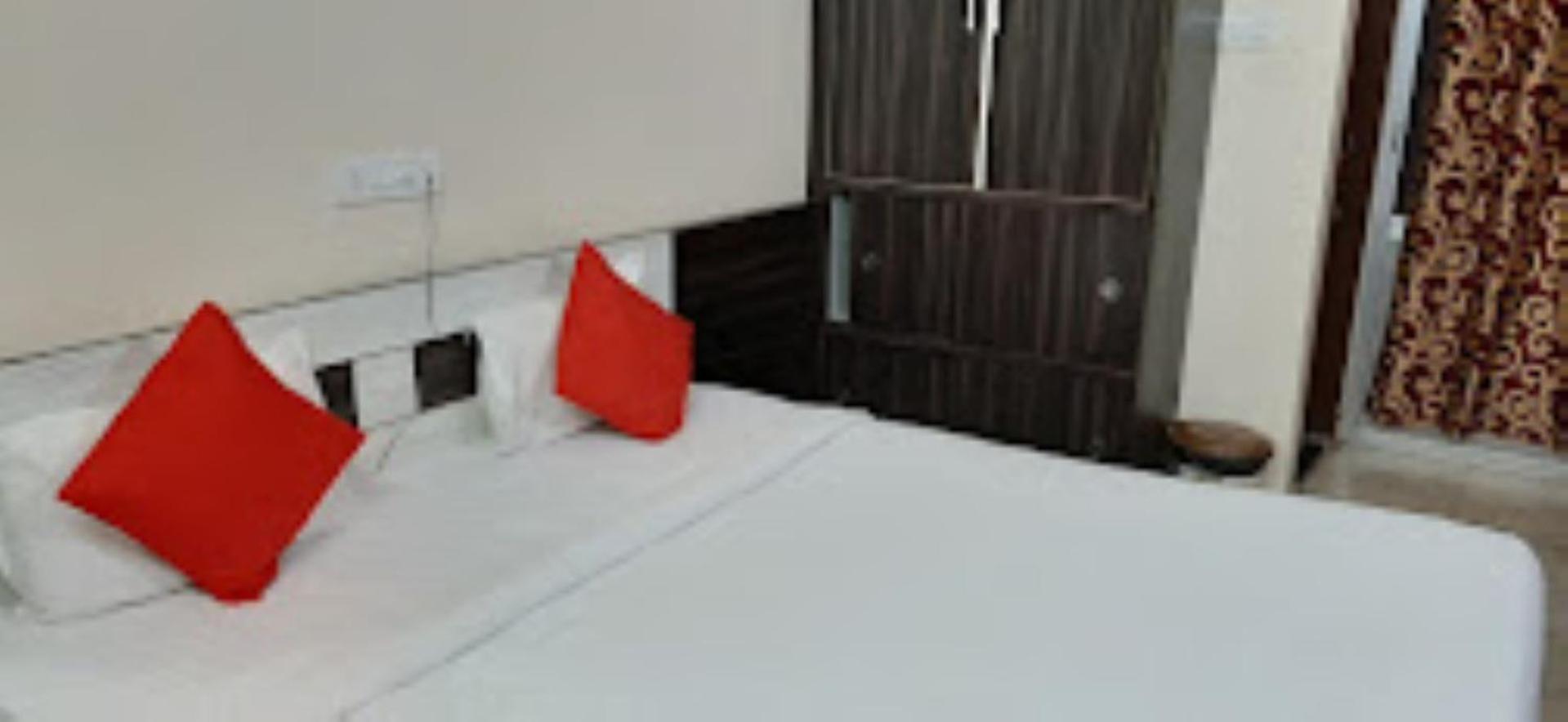 Hotel New Jasmine,Cuttack Extérieur photo